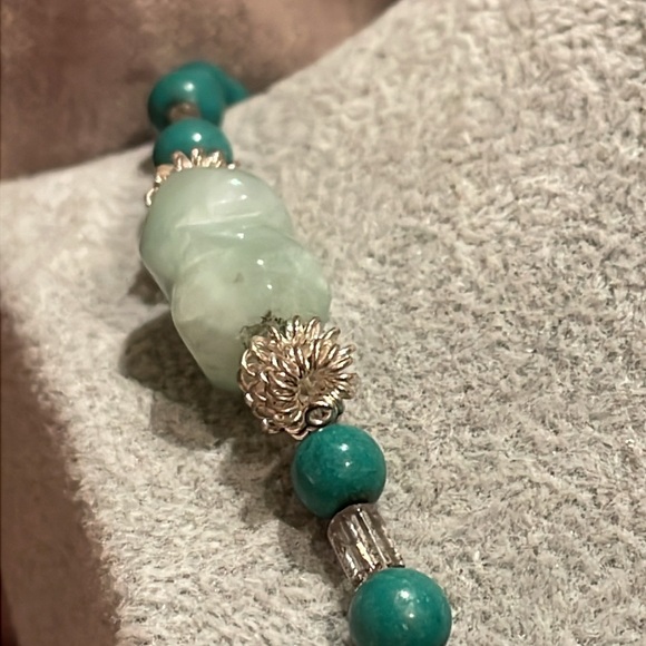 Green Jadeite Beaded Necklace 20” - Picture 3 of 6